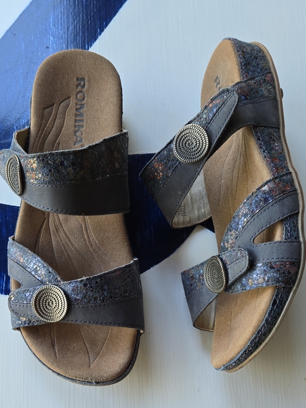 Romika Fidschi Slate Blue Slide On Sandal With Metallic Floral Trim Size US 8